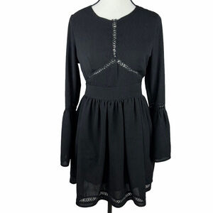 Moon River Womens Small Black Cocktail Chic Crochet Long Bell Sleeve Mini Dress